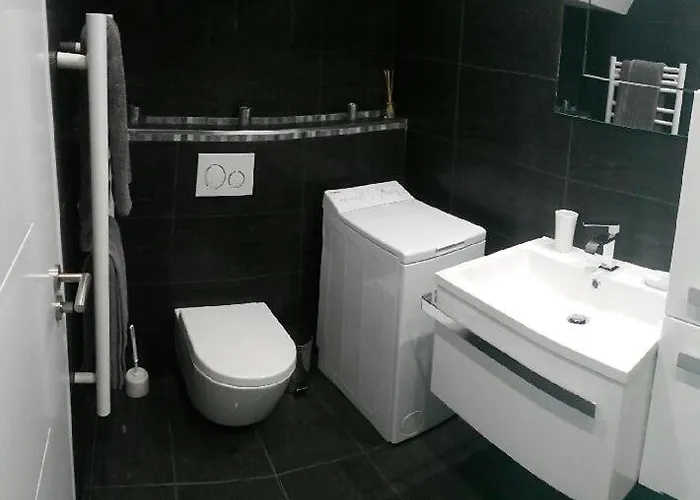 Beautiful Apartment In Menton French Riviera *